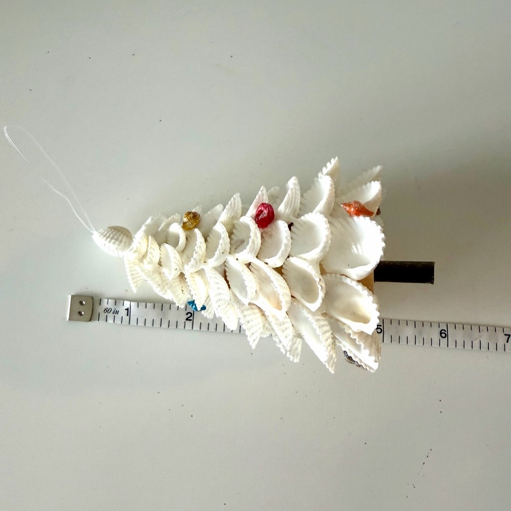 Christmas Tree Sea Shell Ornament - Picture 3 of 5